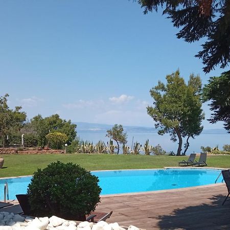 Castle On The Edge Of The Sea Villa Nea Poteidaia Exterior photo