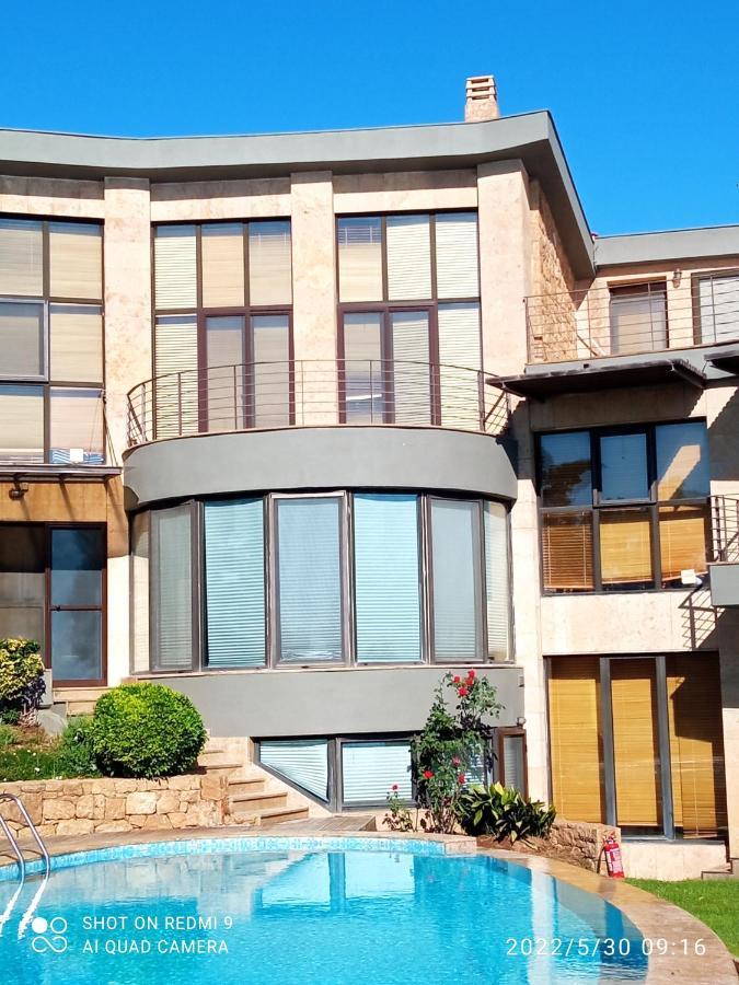 Castle On The Edge Of The Sea Villa Nea Poteidaia Exterior photo
