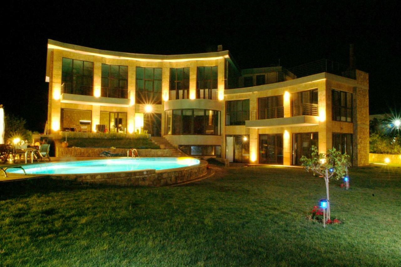 Castle On The Edge Of The Sea Villa Nea Poteidaia Exterior photo